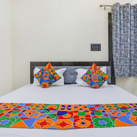 Fabexpress Awadh Inn - 400M From Shri Ram Janam Bhumi Ayodhya 外观 照片