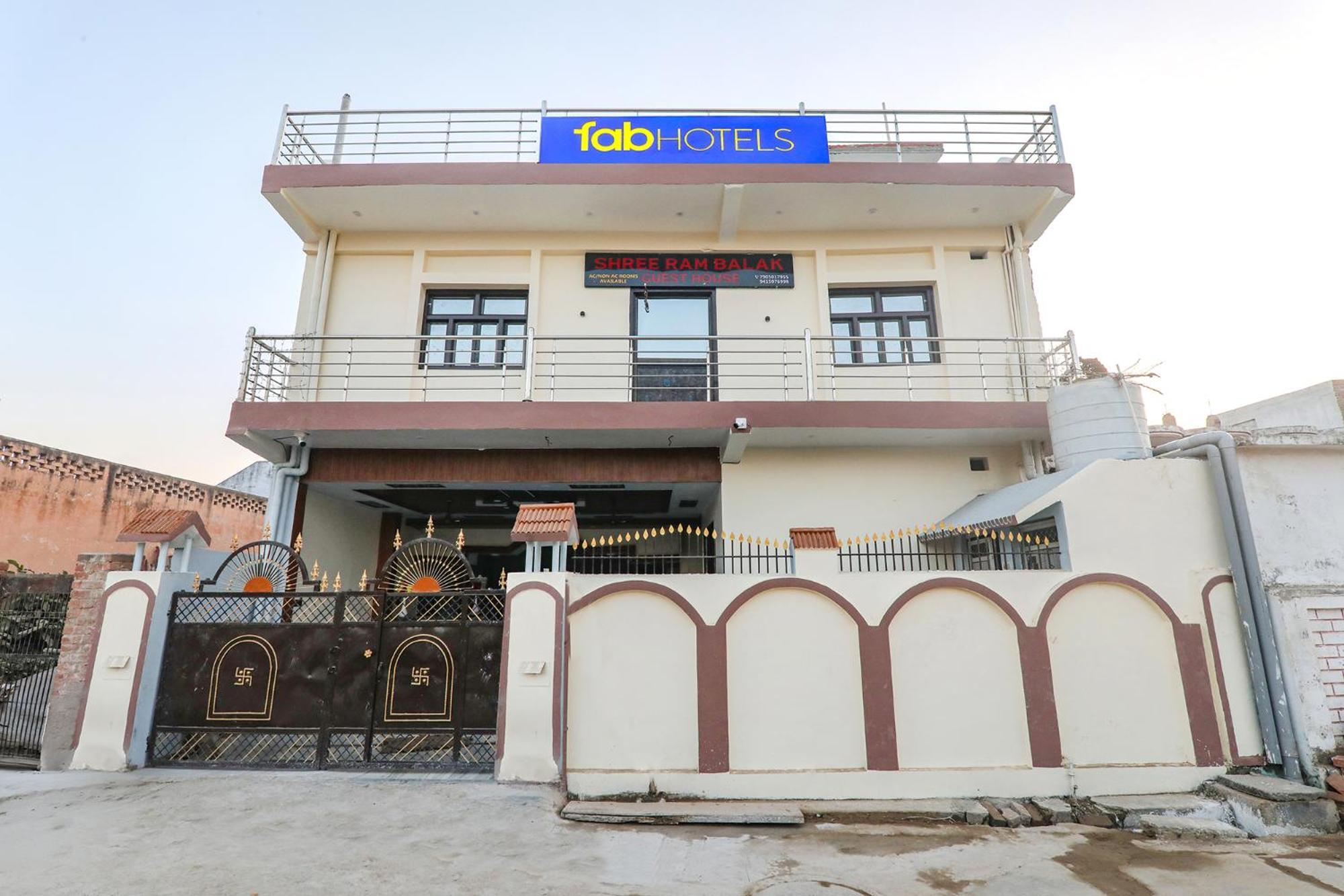 Fabexpress Awadh Inn - 400M From Shri Ram Janam Bhumi Ayodhya 外观 照片