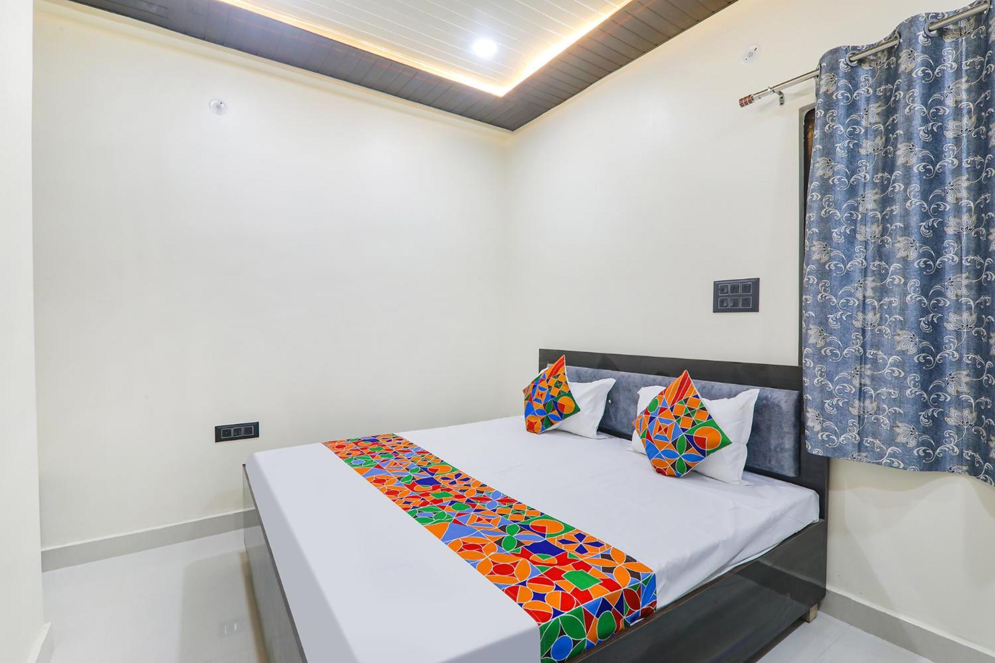 Fabexpress Awadh Inn - 400M From Shri Ram Janam Bhumi Ayodhya 外观 照片